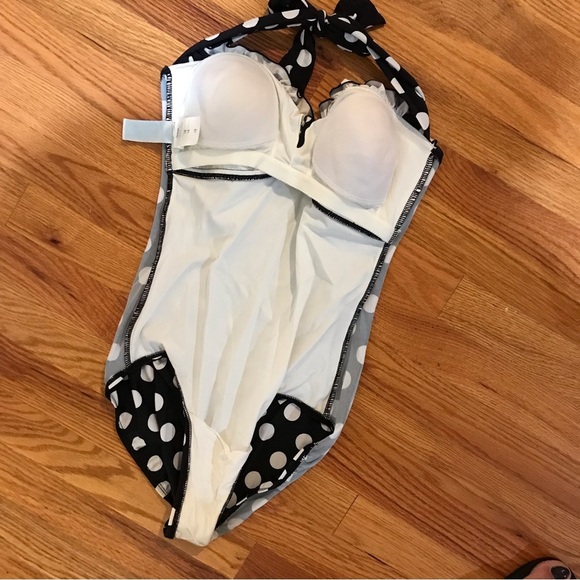 ▪️trimswim by JANTZEN Polka Dot Swimsuit - Picture 4 of 10